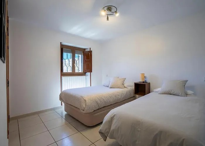 Casa Feli - Apartamento Con Jardin Privado En Los Pirineos